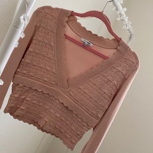 Long sleeve v neck top